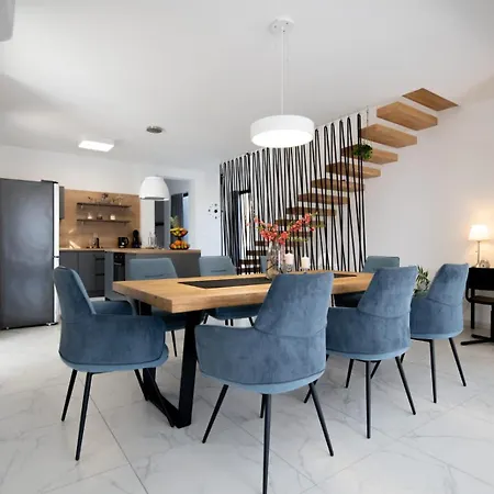 Merci Privlaka (Zadar)